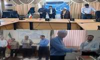 اهدای لوح تقدیر به کارمند نمونه و پرسنل شبکه بهداشت و درمان شهرستان جاسک به مناسبت روز کارمند