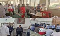 برپایی میز خدمت شبکه بهداشت جاسک در نماز جمعه