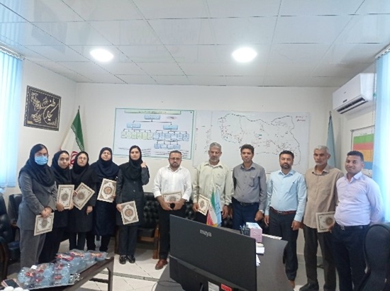 آیین تجلیل از بازنشستگان شبکه بهداشت 